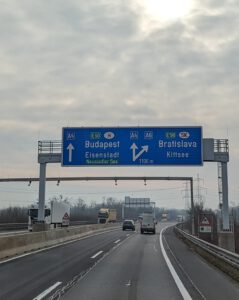 Hilfskonvoi, Ukraine, Hilfsgüter, Hilfe, Hilfe für die Ukraine, Hilfskonvoi in die Ukraine, Hilfsgüter für die Ukraine, Humanitäre Hilfe, Überörtlich, Feuerwehr Vettelschoß, Vettelschoß, Vettelschoss, Freiwillige Feuerwehr Vettelschoß, FFV, www.feuerwehr-vettelschoss.de, Einsatz, Stand with Ukraine