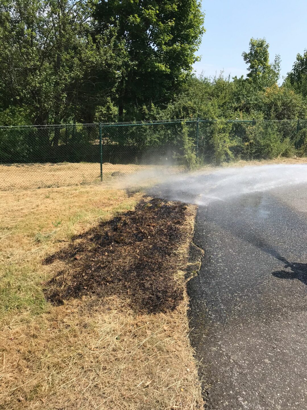 Unklare Rauchentwicklung 8 Flächenbrand, Brand 20.07.2022 Vettelschoß, feuerwehr vettelschoß, feuerwehr vettelschoss, vettelschoß, vettelschoss, feuerwehr, ffv, unklare rauchentwicklung Vettelschoß, Flächenbrand Vettelschoß, 20.07.2022 Vettelschoß, news Vettelschoß, einsatz in Vettelschoß, brand in Vettelschoß