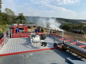 feuerwehr vettelschoß, feuerwehr vettelschoss, vettelschoß, vettelschoss, feuerwehr, ffv, flächenbrand asbach, flächenbrand, flächenbrand kreis neuwied, flächenbrand feuerwehr vettelschoß, einsatz, brand, feuer, fläche, hitze, hitzewelle, vg linz am rhein, vg linz, einheit, löscheinheit, alarm,brandeinsatz, 30.07.2022,