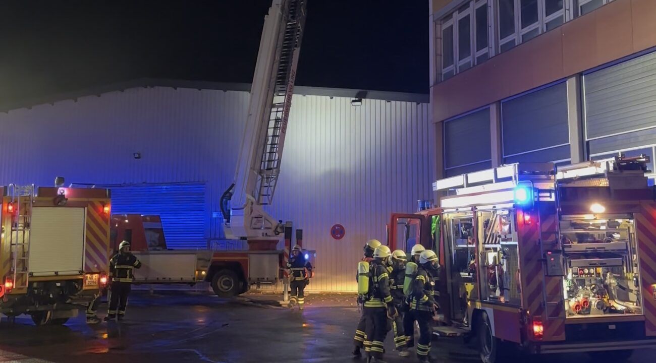 Gemeinsame Übung mit der Feuerwehr Linz am Rhein, Feuerwehr VEttelschoß