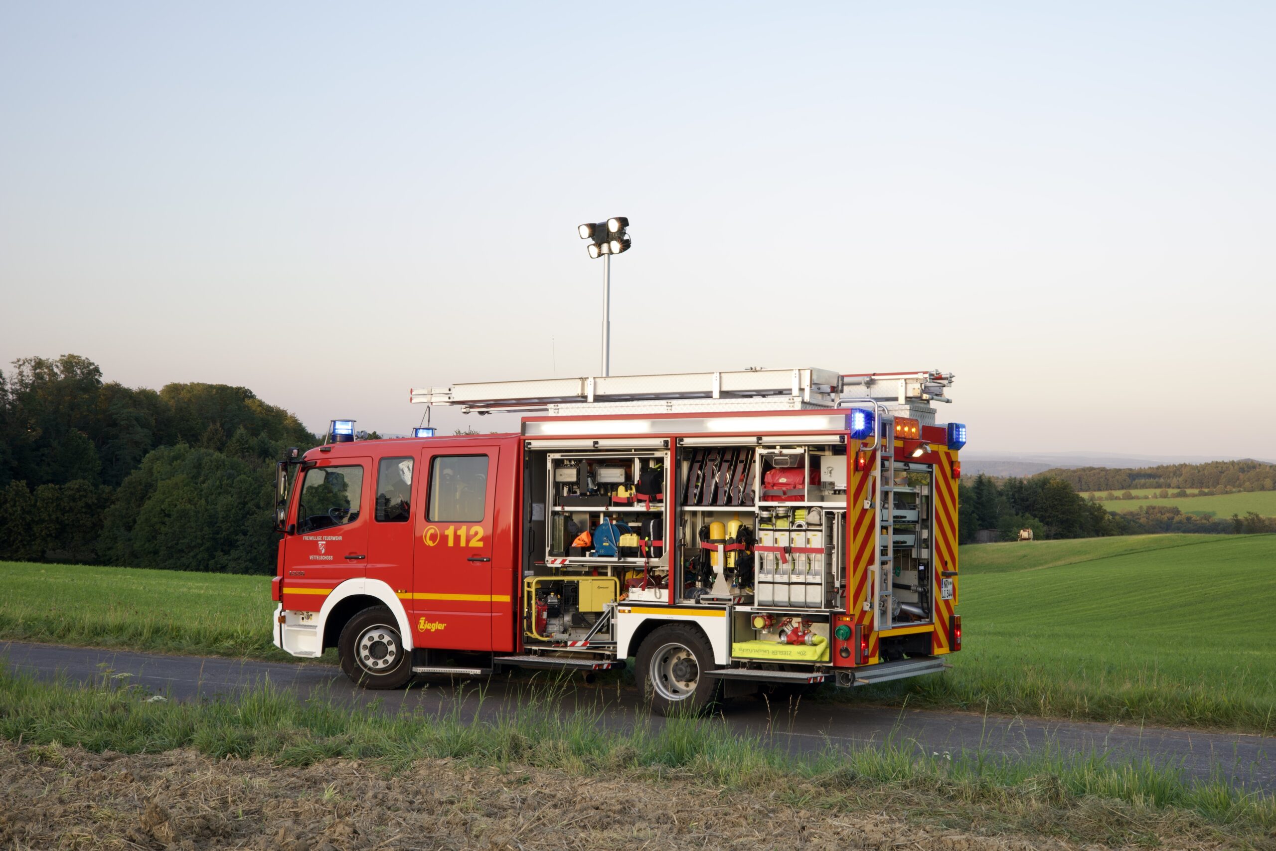 Wasserrohrbruch 1 Feuerwehr Vettelschoß - Einsätze