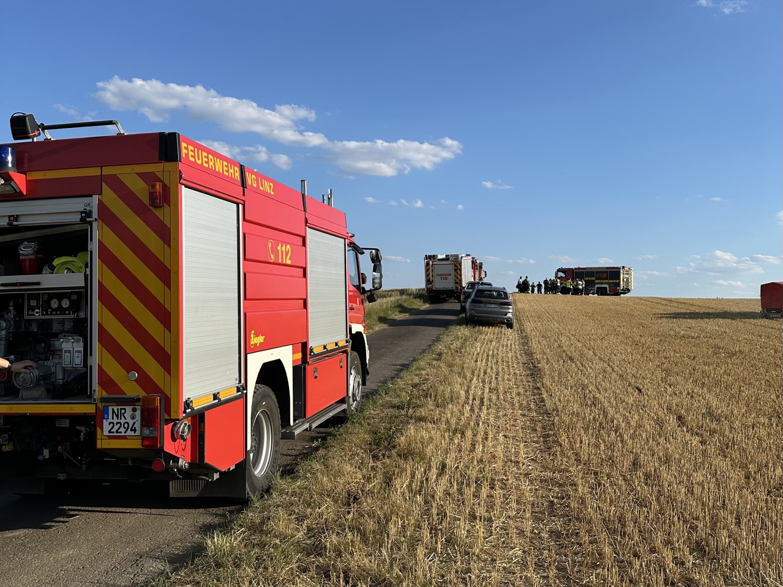 Vegetationsbrand groß (Überörtlich) 1 Vegetationsbrand groß in Oberdreis VG Puderbach - Feuerwehr Vettelschoß